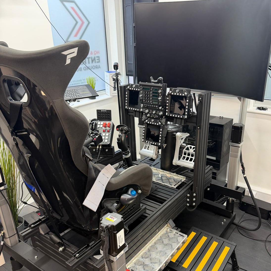 Prosimu P5MP Motion Flight Simulator - Ex-Showroom
